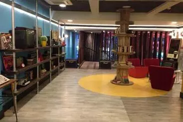 Общежитие Generator Barcelona