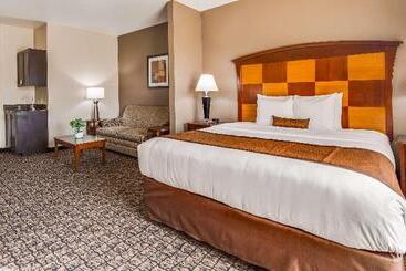 בית מלון כפרי Best Western Carthage Inn & Suites