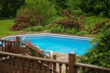 Southern Grace Bed & Breakfast