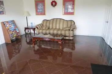 فندق Executive Inn & Suites West Columbia