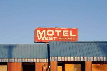 Motel West