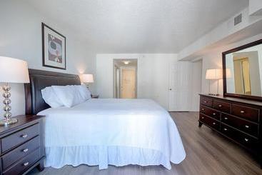 ツーリストアパートメント National At Courthouse Place