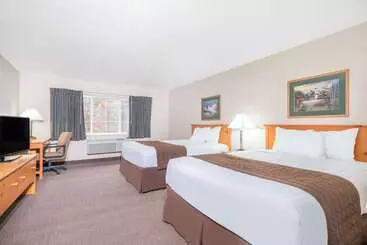 בית מלון כפרי Baymont By Wyndham Baxter/brainerd Area