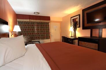 호텔 Days Inn By Wyndham Independence