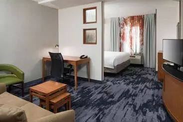 ホテル Fairfield Inn & Suites Kansas City Overland Park