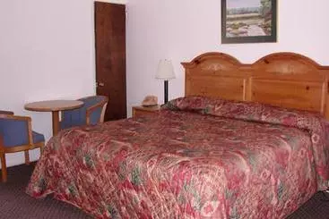 Hotelli Red Carpet Inn & Suites Morgantown