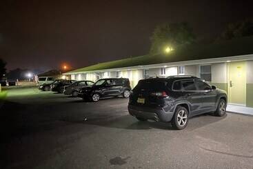 فندق Red Carpet Inn & Suites Wrightstown