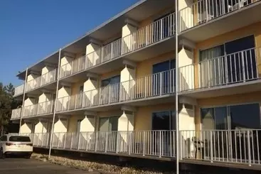モーテル Seaside Inn & Suites