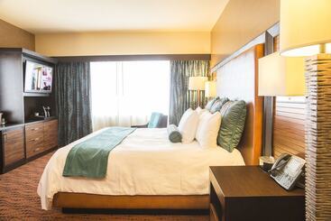 Akwesasne Mohawk Casino Resort And Players Inn Hotel  Formerly Comfort Inn And Suites Hogansburg Ny