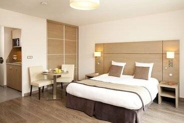 هتل آپارتمان Residhome Du Theatre