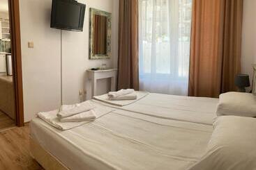 Apart Hotel Dawn Park