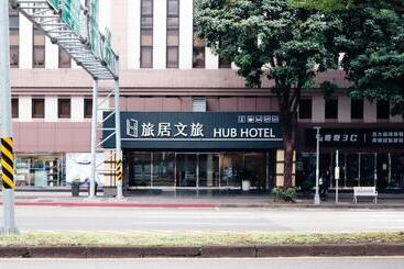Hub Hotel   Songshan Airport Branch