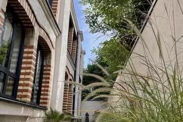 Aamiaismajoitus (B&B) Maison D Hôtes L Atelier Du Charmois