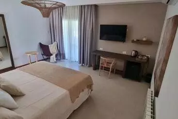 ホテル Favre Suites