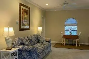Pensionat Paradise Found Private Oasis With Heated Pool On Marco Island