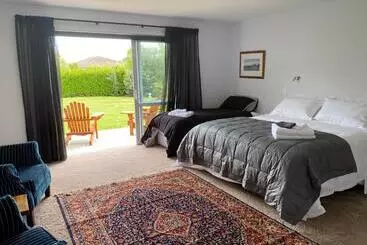 Bed and Breakfast Fitzroy Bnb 39b Whangapoua Road