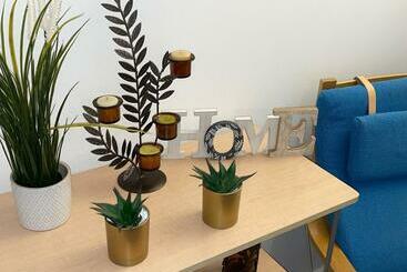 Aparthotel Cosy Family Home   Coventry City Centre   Entire House