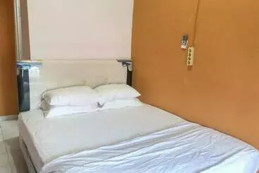 Hotel Celly Homestay Samarinda Redpartner