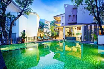 Amoravida By 7 Apple Resorts, Goa