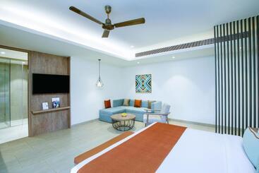 Amoravida By 7 Apple Resorts, Goa