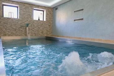 ベッドアンドブレックファースト Chateau De Maillat