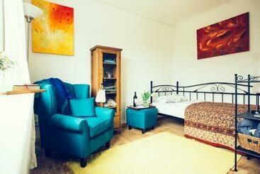 Bed and Breakfast Das Blaue Haus