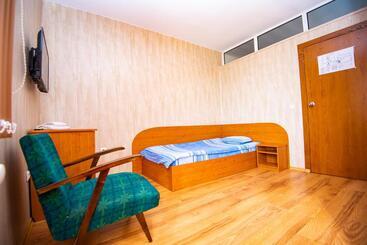 Aparthotel семеен хотел надежда