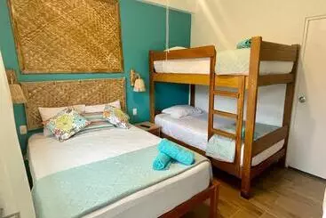 هاستل Qeru House