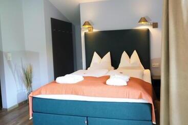 Pension Chesa Montana