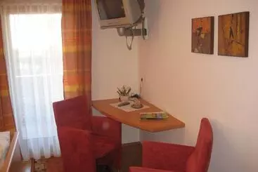 ホテル Gasthof Zum Stollhofer