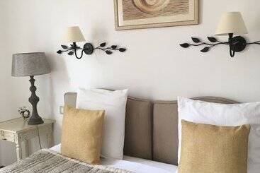 هتل Le Pre Saint Michel