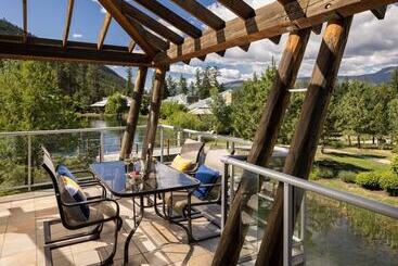 Resort Outback Lakeside Vacation Homes