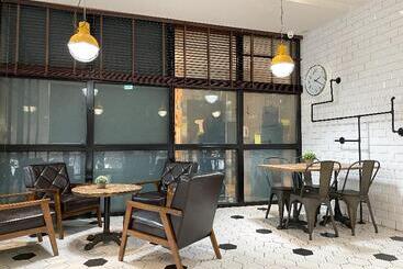 هتل Check Inn Taipei Songjiang