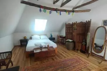 Bed and Breakfast Chambres D Hôtes Les Chatougoulis