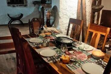 Bed and Breakfast Chambres D Hôtes Les Chatougoulis