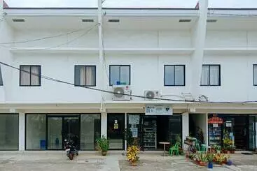 ホテル Bernwoods Extyn B&b Dormitory