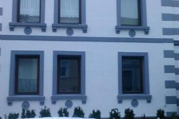 Pansiyon Monteurzimmer Lützow