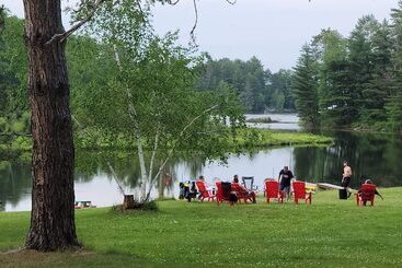 بنسيون Musky Joes Twin Pines Resort
