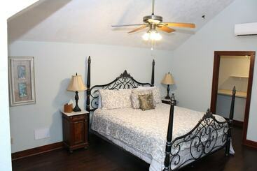 Herlong Mansion Bed & Breakfast