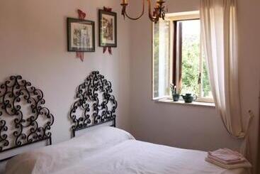 ベッドアンドブレックファースト La Masseria