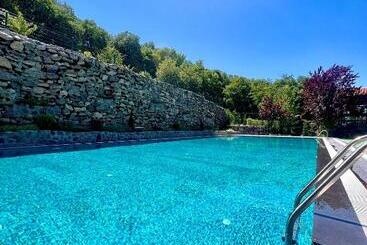 ホテル Gazelle Resort & Spa