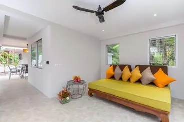 Hotel The Lifeco Phuket Well Being Detox Center