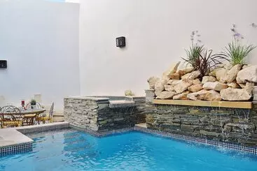 بنسيون Chapel 5 Boutique Suites B&b