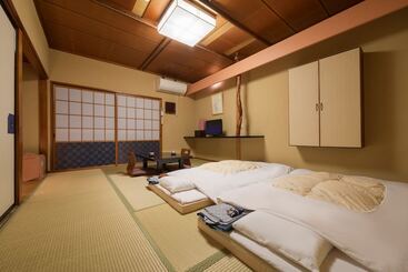 בית מלון כפרי Bansuitei Ikoiso Ryokan