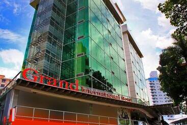 酒店 Grand International