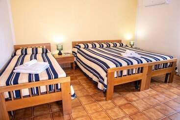 בית מלון כפרי L Aragosta