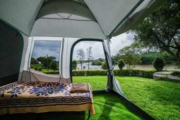 فندق Campistaan Badlapur