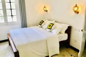 ペンション Beverly Villa