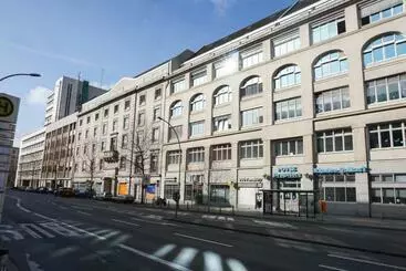هتل P182 Hidden Hostel