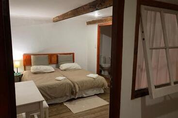 بنسيون Old Mill Inn